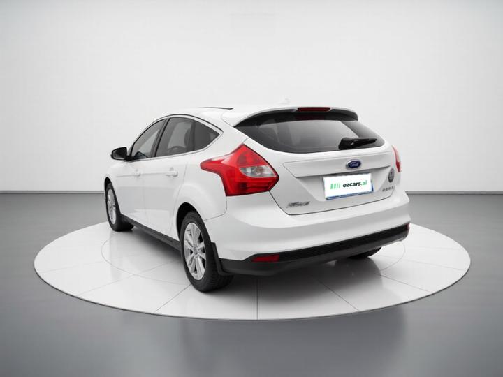 Focus 2012 Hatchback 1.6L AT Comfort photo 4