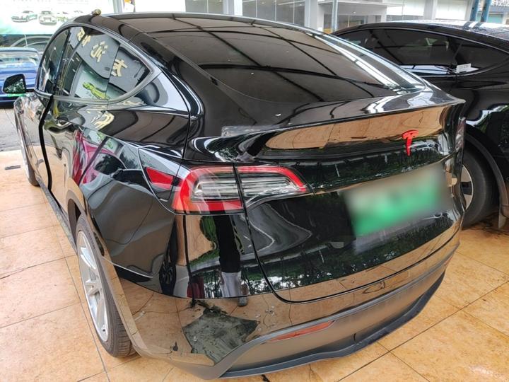 Model Y 2022 Facelift RWD photo 4