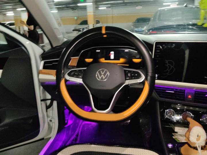 Bora 2023 200TSI DSG photo 3