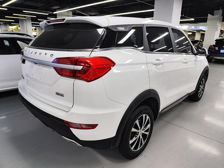 2022 1.5L MT Luxury photo 4