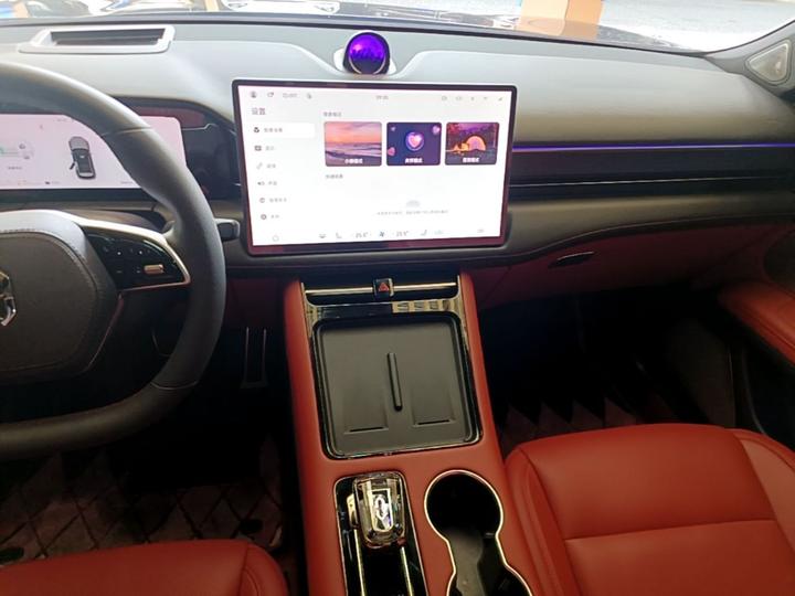 HIMA AITO M5 2024 EREV Max RS AWD High-end ADAS photo 8