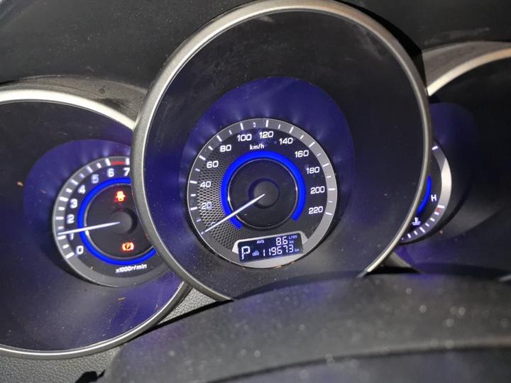 Eado 2015 1.6L AT Luxury photo 8