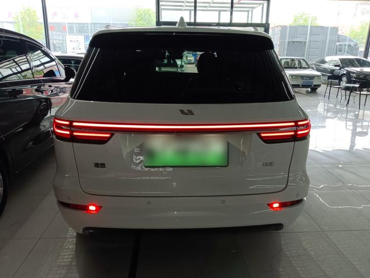 Li Auto ONE 2021 EREV 6-Seater photo 3