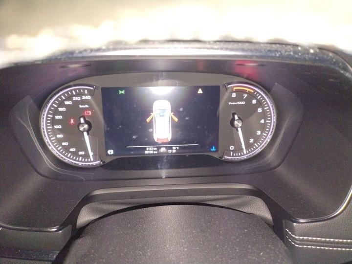 RX5 2016 30T RWD AT Smart photo 6