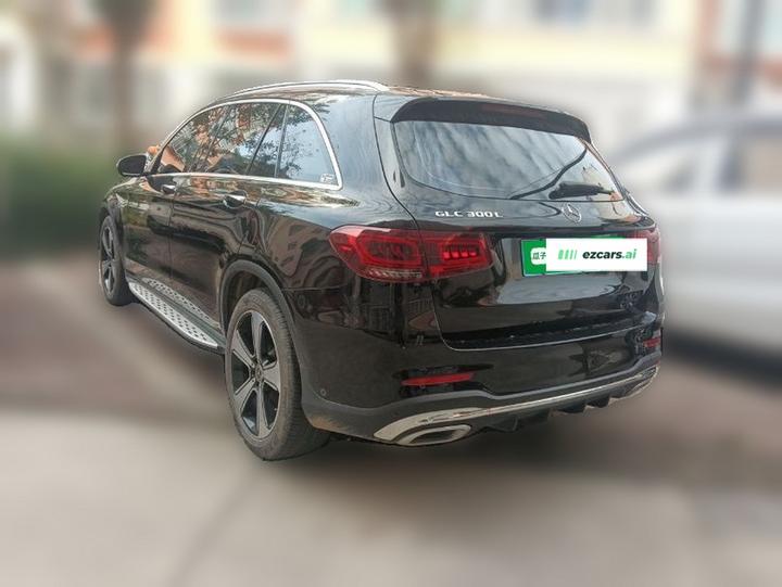 GLC 2022 Facelift GLC 300 L 4MATIC Dynamic Edition photo 4