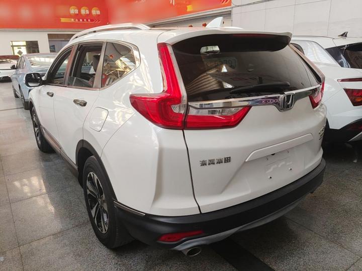 CR-V 2017 240TURBO CVT RWD photo 4