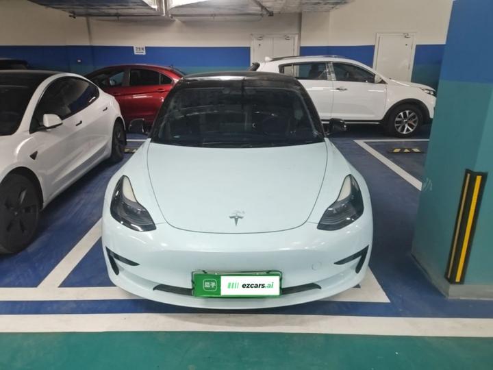 Model 3 2022 RWD photo 2