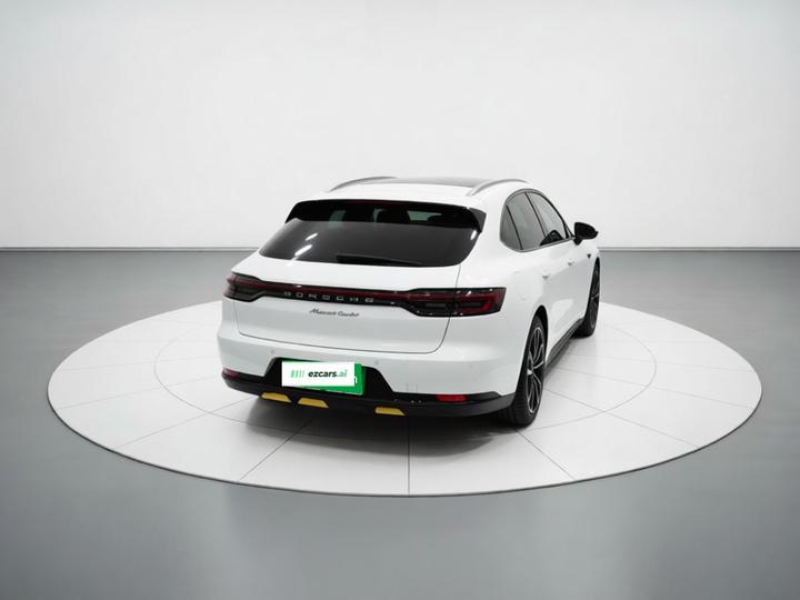 2020 Macan 2.0T photo 5