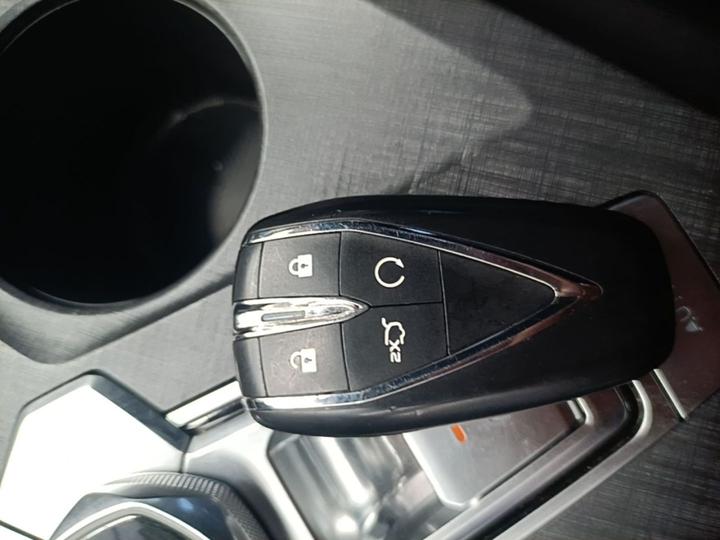 UNI-V 2023 1.5T Exclusive photo 8