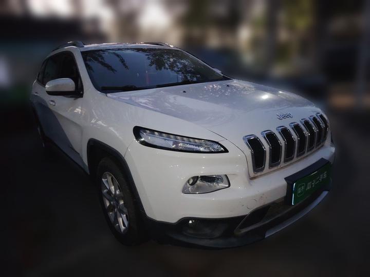 Cherokee 2017 2.0L photo 3