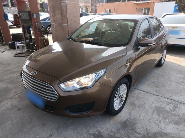 Escort 2017 Facelift 1.5L MT Comfort
