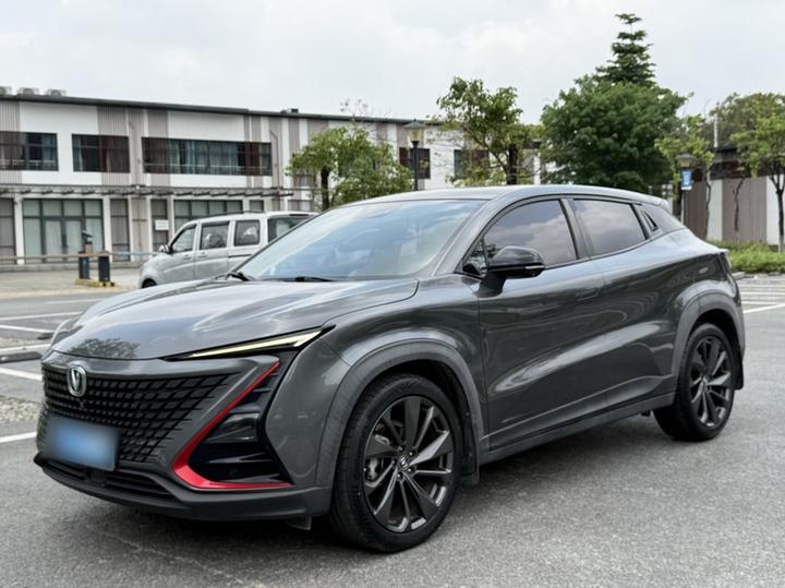 UNI-T 2020 1.5T Premium