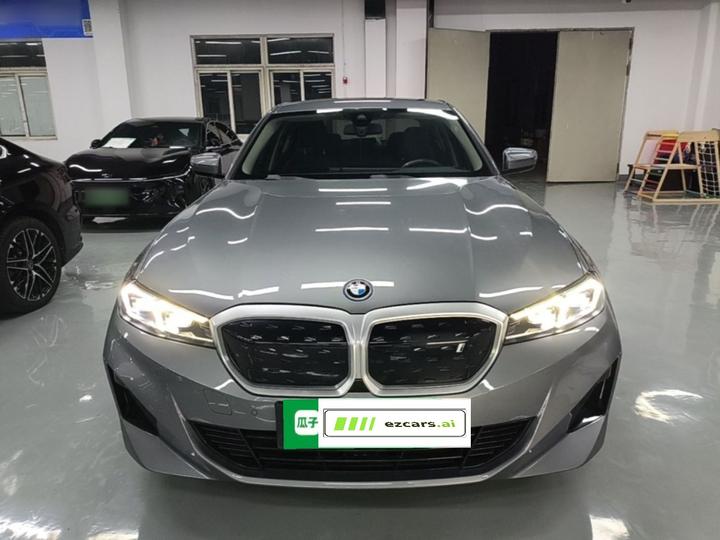 i3 2022 eDrive 35 L photo 2