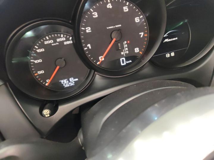 2018 Macan 2.0T photo 7