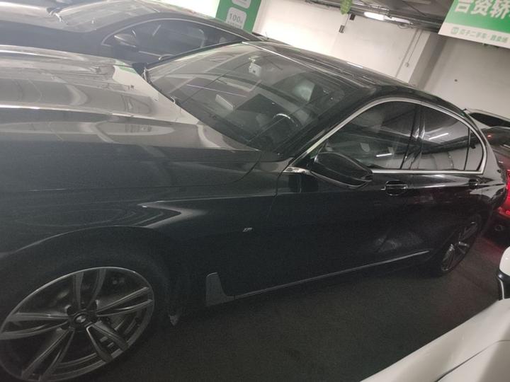7 Series 2018 730Li Leading M Sport Package photo 3