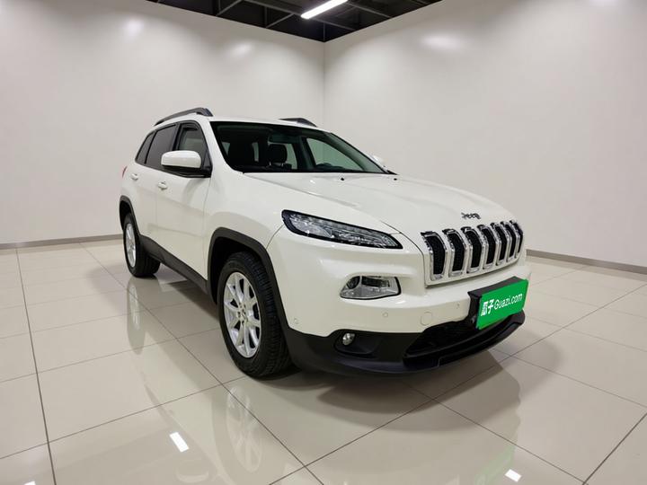 Cherokee 2016 2.4L Leading Smart photo 3