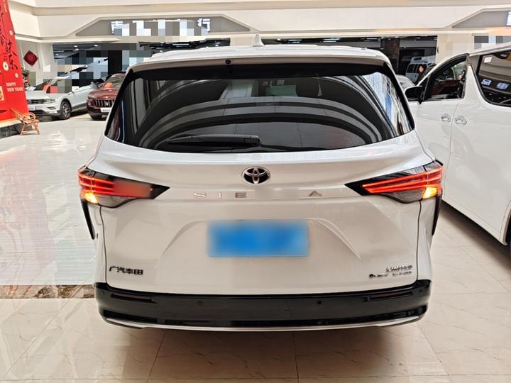 Sienna 2026 2.5L Hybrid AWD Exclusive photo 5