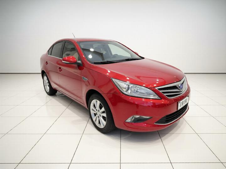 Eado 2014 1.6L MT Luxury photo 3