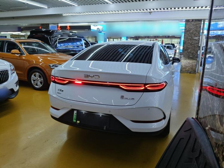 Qin PLUS 2025 DM-i ADAS 55KM Leading photo 6