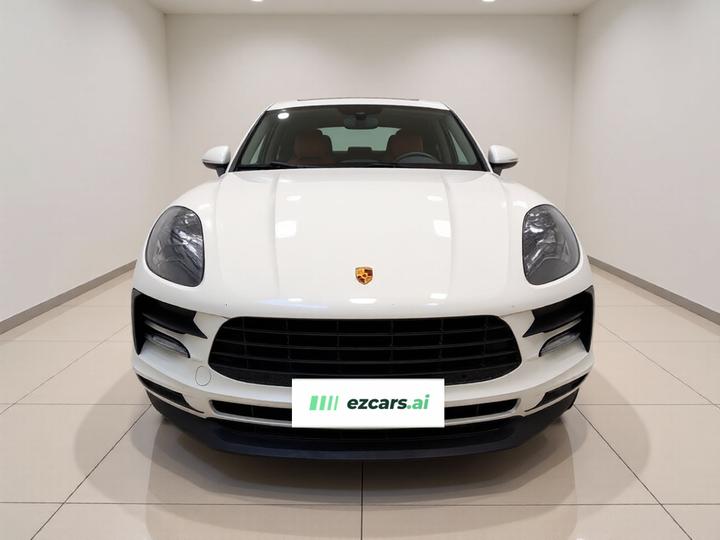 2021 Macan 2.0T photo 2