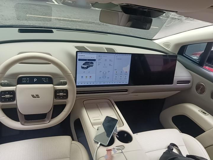 Li Auto i8 2025 Standard photo 5