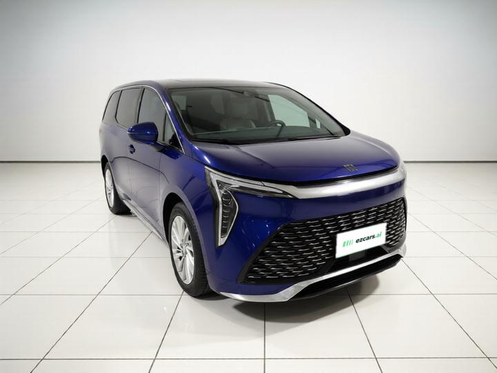 2023 2.0T 6-Seater photo 3