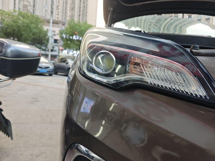 Envision 2015 20T AWD Elite photo 7
