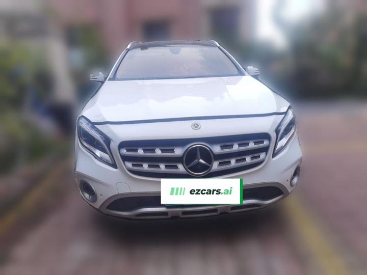 GLA 2017 GLA 220 4MATIC Fashion photo 2