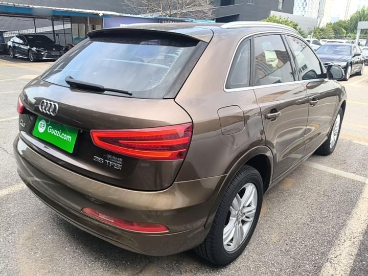 Q3 2015 35 TFSI Comfort photo 6