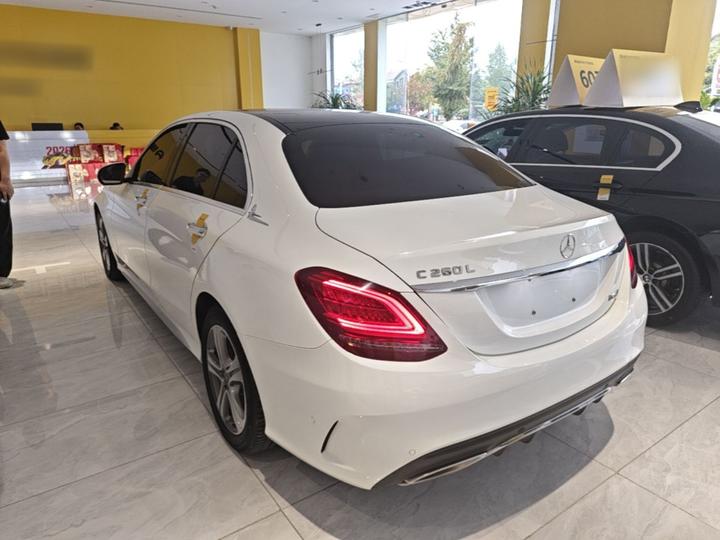 C-Class 2019 C 260 L Sport photo 4