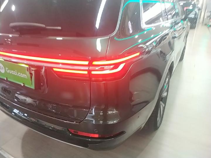 Li Auto ONE 2021 EREV 6-Seater photo 7