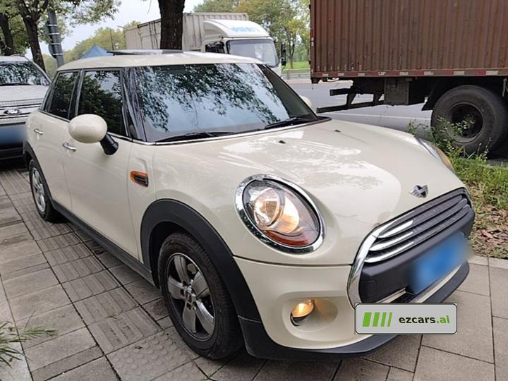 2016 1.2T ONE 5-Door photo 3