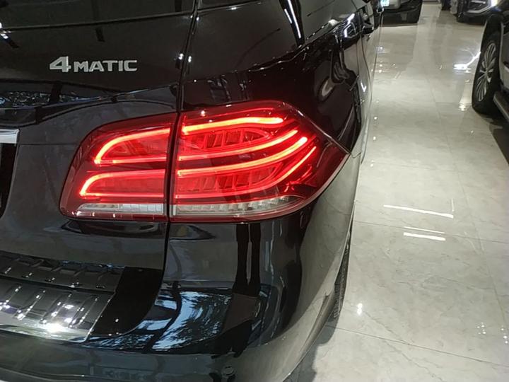 GLE Imported 2017 GLE 400 4MATIC photo 7