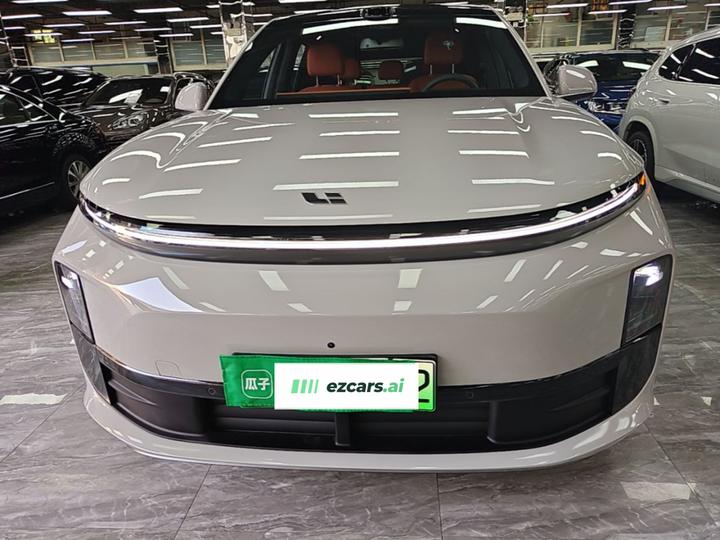 Li Auto L6 2025 Max Smart Refresh Edition photo 2
