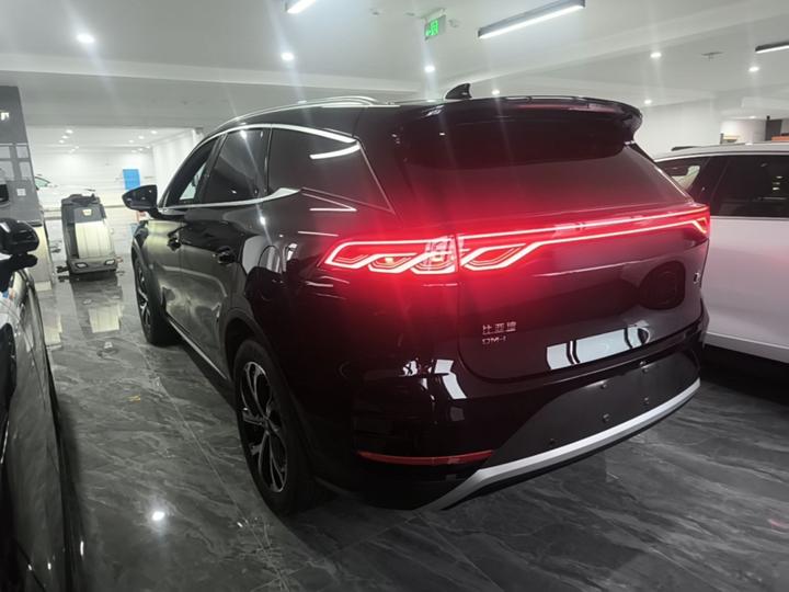 Tang EV 2025 DM-i 115KM Noble photo 4