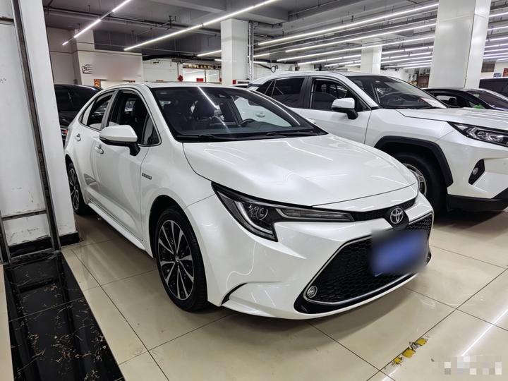 Levin 2019 Hybrid 1.8H E-CVT Sport China VI photo 3