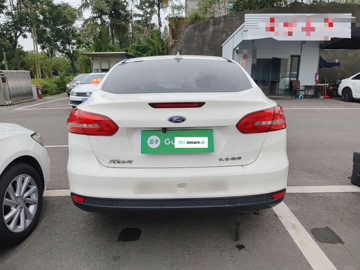 Focus 2015 Sedan 1.6L AT Comfort photo 5