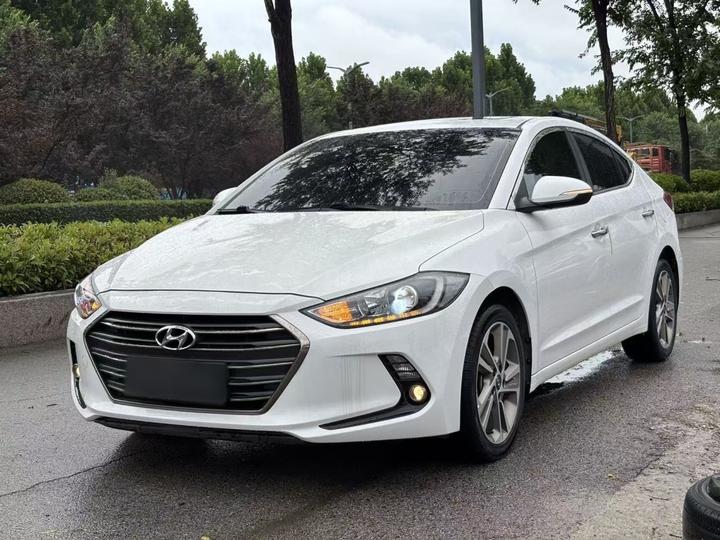 Elantra 2016 1.6L AT Smart Elite
