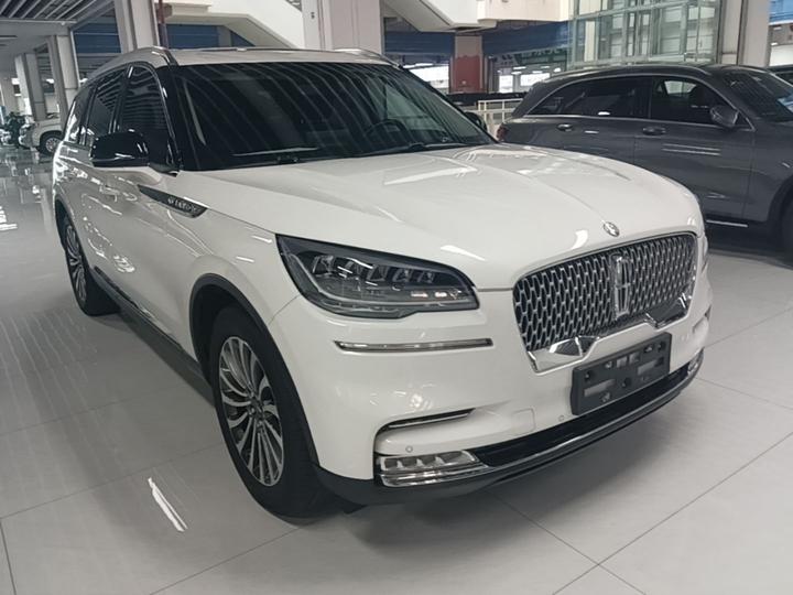 Aviator Imported 2020 3.0T V6 photo 3