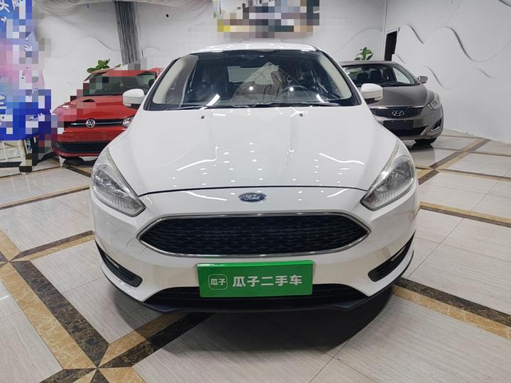 Focus 2017 Hatchback 1.6L AT Comfort photo 2