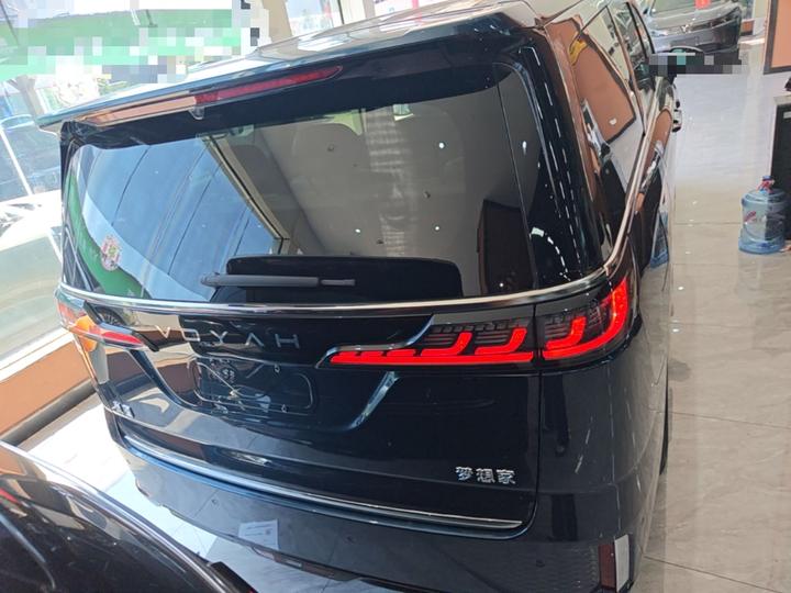 Voyah Dreamer 2025 PHEV AWD Premium Qiankun photo 3