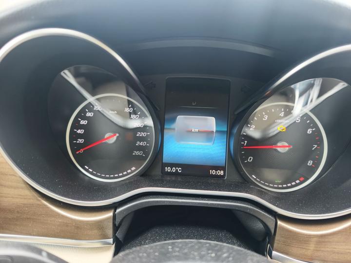 V-Class 2020 V 260 L Long Wheelbase Luxury photo 4