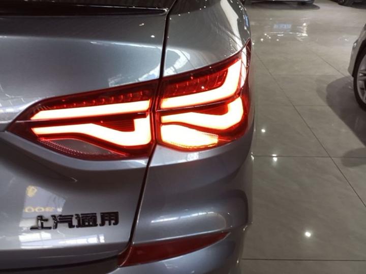 Cruze 2020 Mild Hybrid Redline 320T DCT photo 7