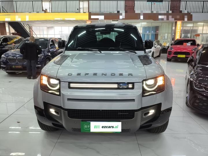 Defender 2023 Facelift 110 3.0T P400 X-DYNAMIC HSE photo 2
