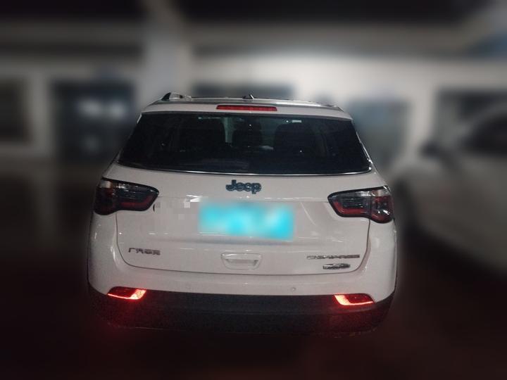 Compass 2017 200T AT photo 3