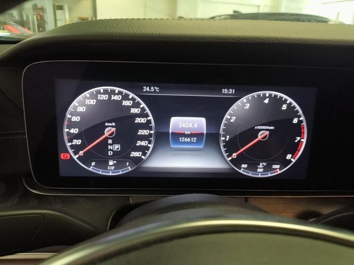 E-Class 2017 E 300 L Sport Luxury photo 7