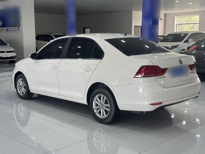 Santana 2021 1.5L AT photo 4
