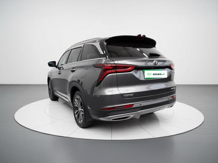 CS75 PLUS 2021 1.5T AT Luxury photo 4