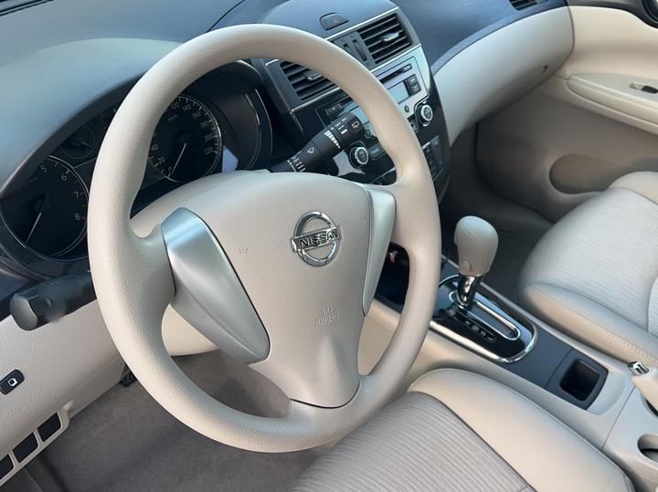 Tiida 2014 1.6L CVT Smart photo 5
