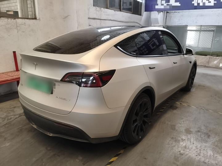 Model Y 2022 Facelift RWD photo 4